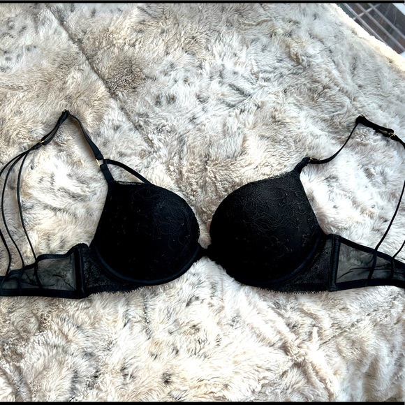 Victorias Secret Black Lace Push Up Bra - Picture 1 of 4